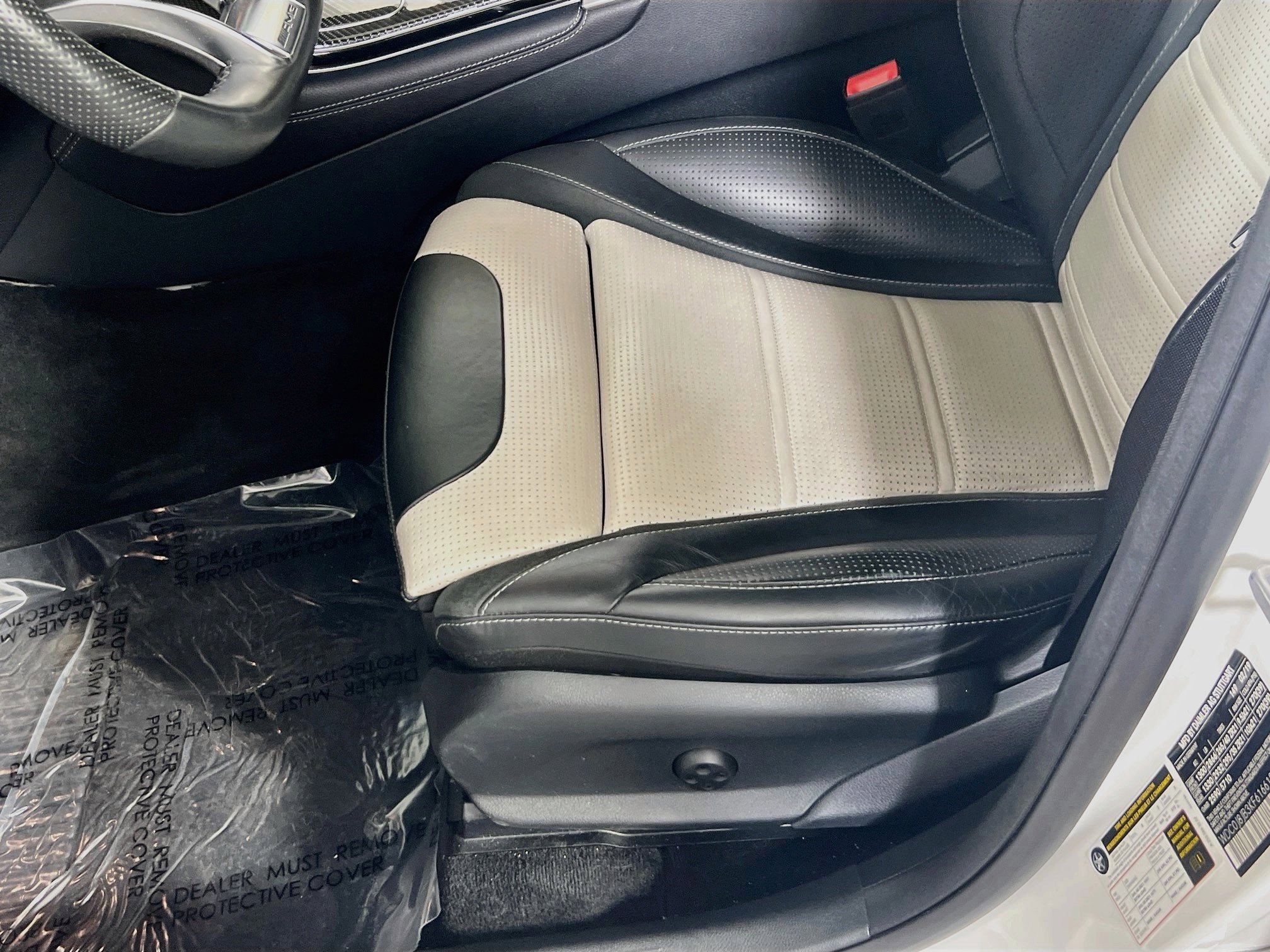 Used 2019 Mercedes-Benz GLC 63 AMG 4MATIC image 19