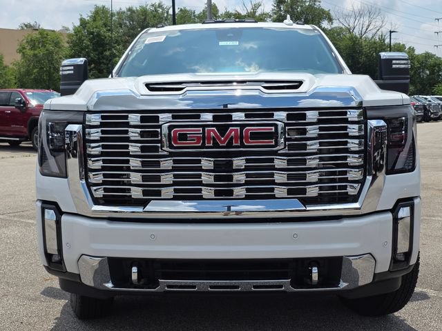 New 2026 GMC Sierra 3500 Denali w/ Denali Reserve Package AWD/4WD image 12