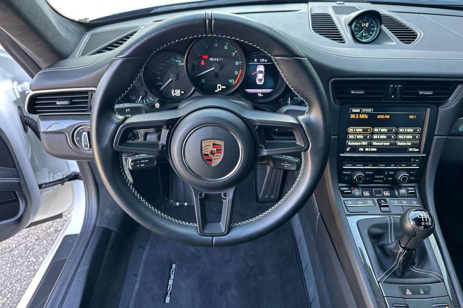 Certified 2016 Porsche 911 R image 15