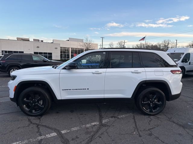 Certified 2022 Jeep Grand Cherokee Altitude image 21