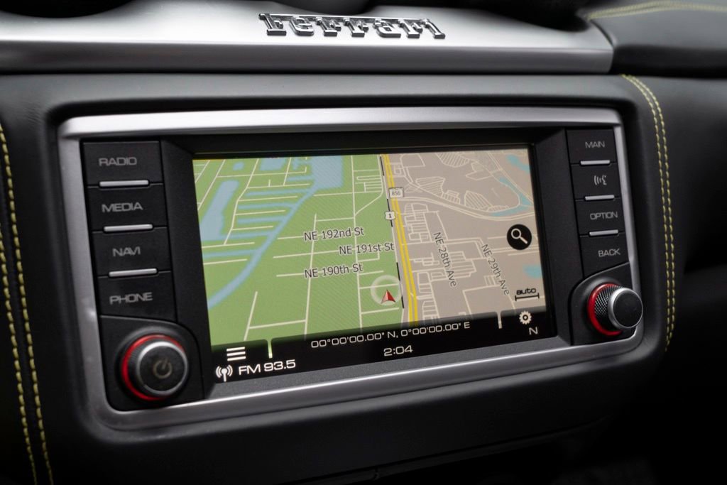 Used 2017 Ferrari California T image 30