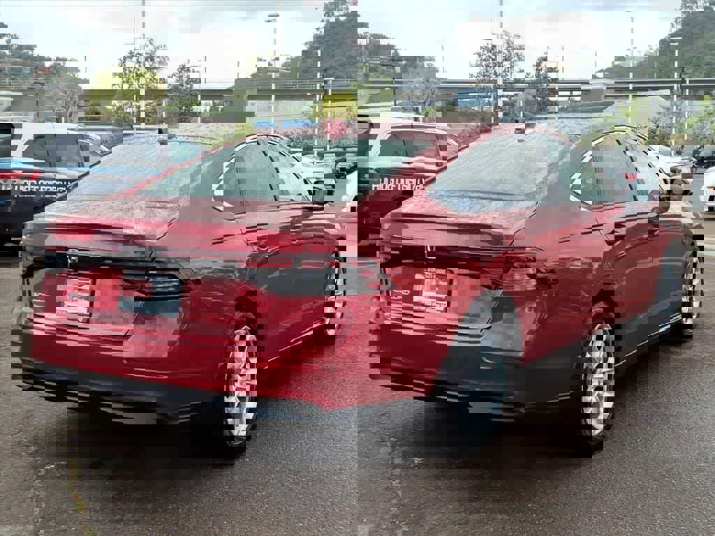 Used 2023 Honda Accord LX image 4