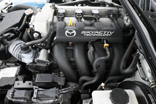 Used 2019 MAZDA MX-5 Miata RF Grand Touring RWD image 23