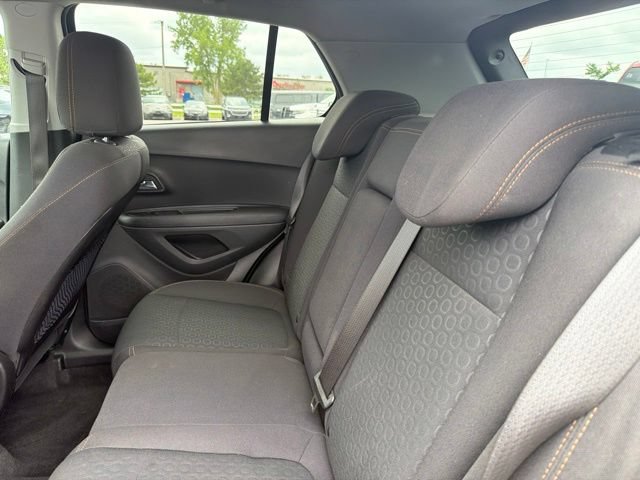 Used 2020 Chevrolet Trax LS w/ Tint and Cruise Package FWD image 16