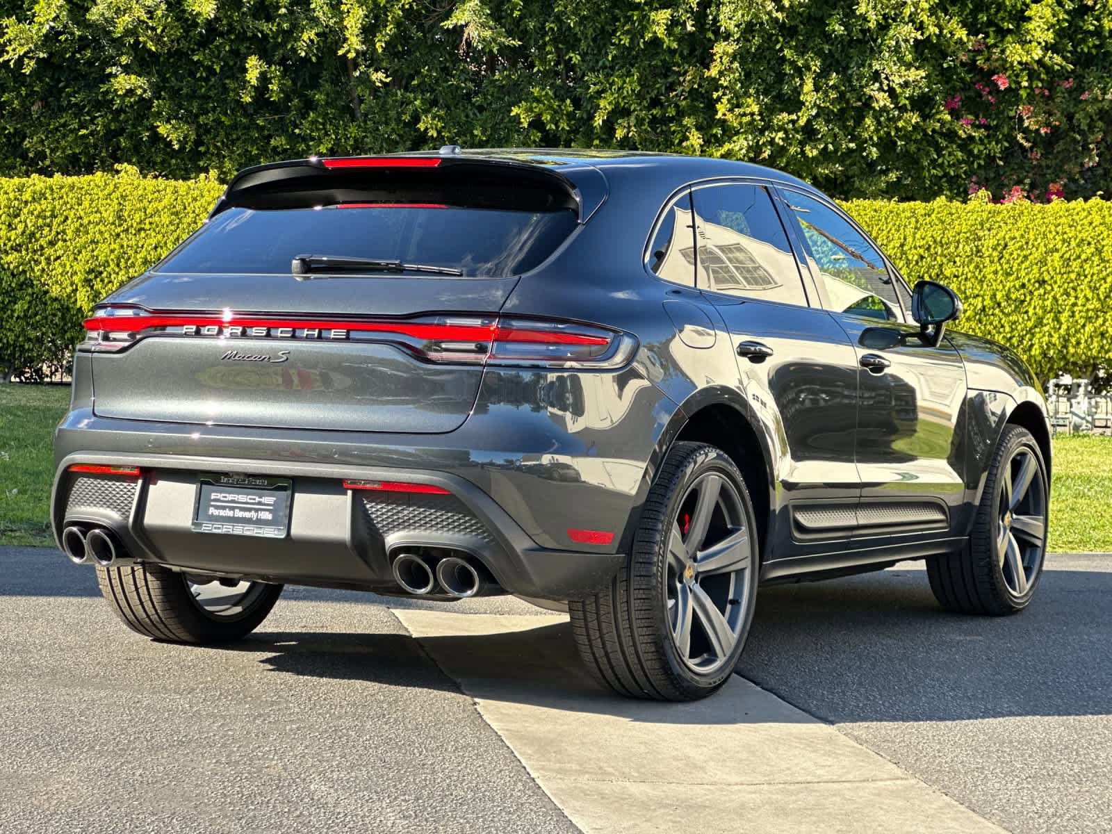New 2026 Porsche Macan S AWD/4WD image 8