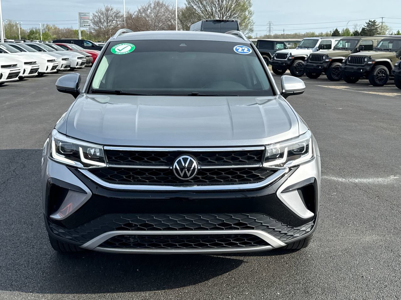 Used 2022 Volkswagen Taos SEL AWD/4WD image 8