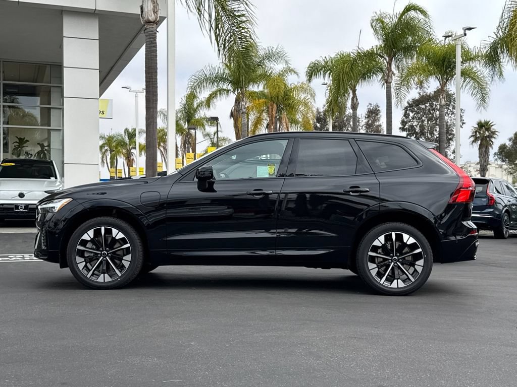 New 2026 Volvo XC60 T8 Plus w/ Protection Package Premier AWD/4WD image 2
