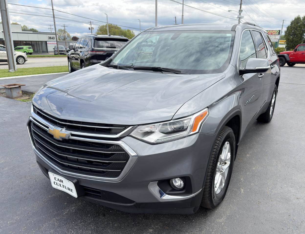 Used 2019 Chevrolet Traverse LT w/ LPO, Floor Liner Package AWD/4WD image 9