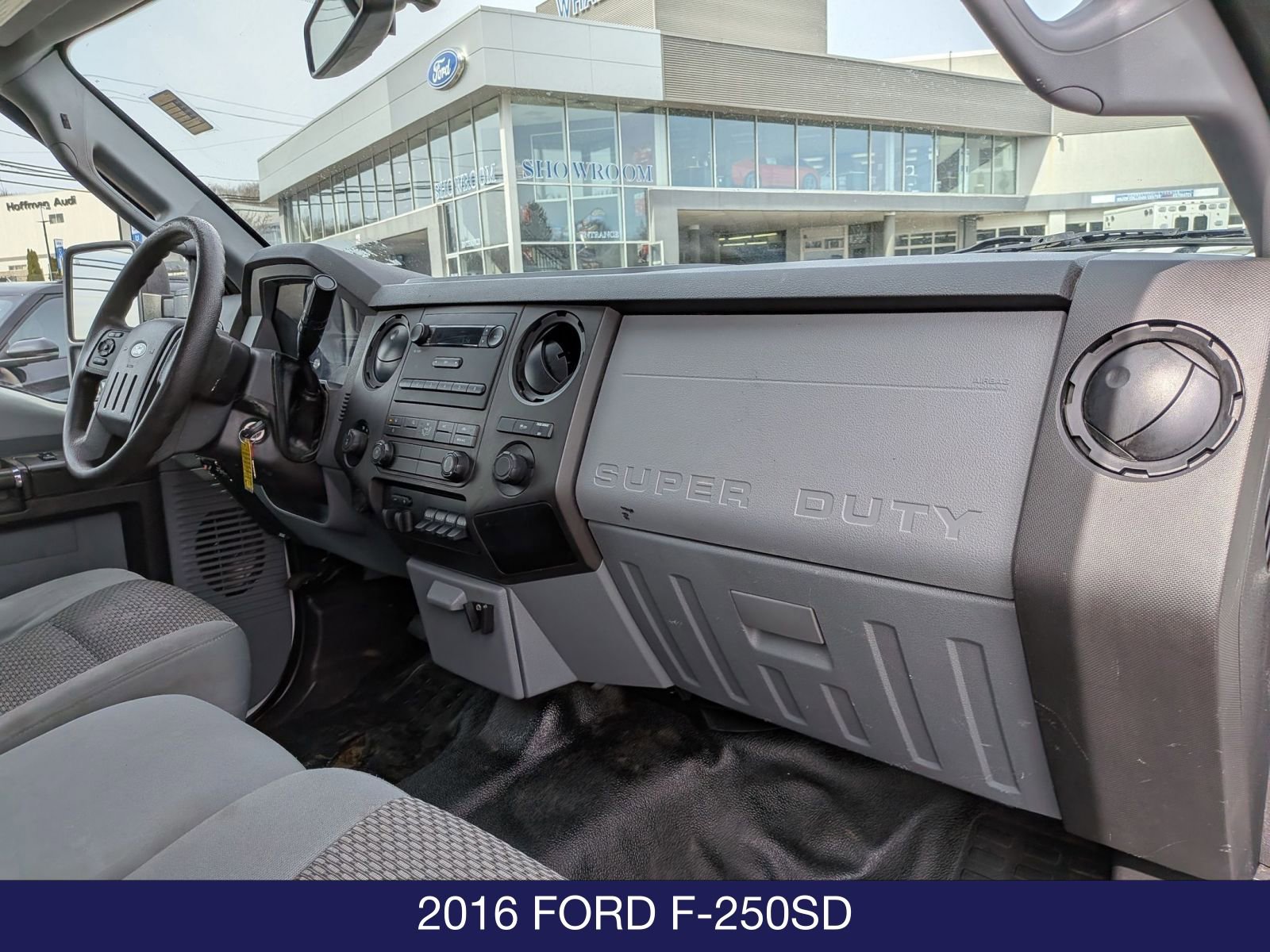 Used 2016 Ford F250 XL w/ Power Equipment Group image 21