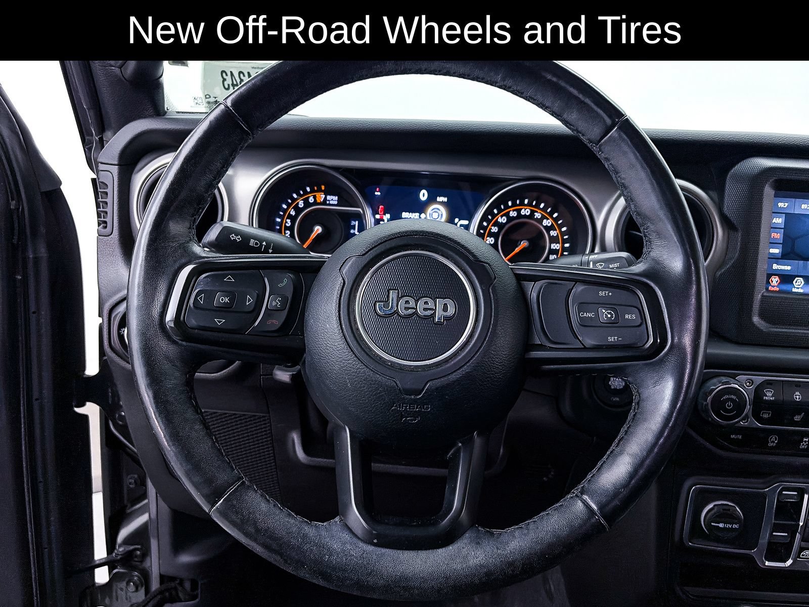 Used 2021 Jeep Gladiator Sport AWD/4WD image 29