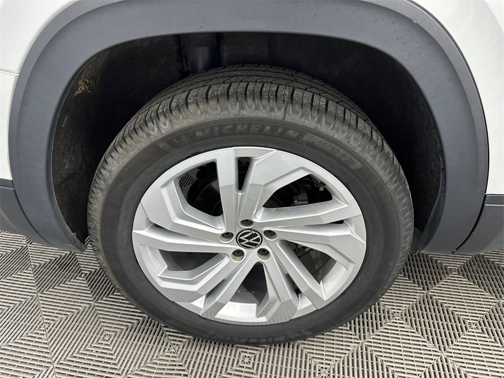 Used 2021 Volkswagen Atlas SE w/ Panoramic Sunroof Package image 19