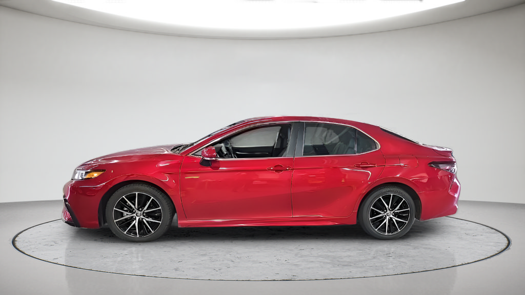 Used 2023 Toyota Camry SE FWD image 6