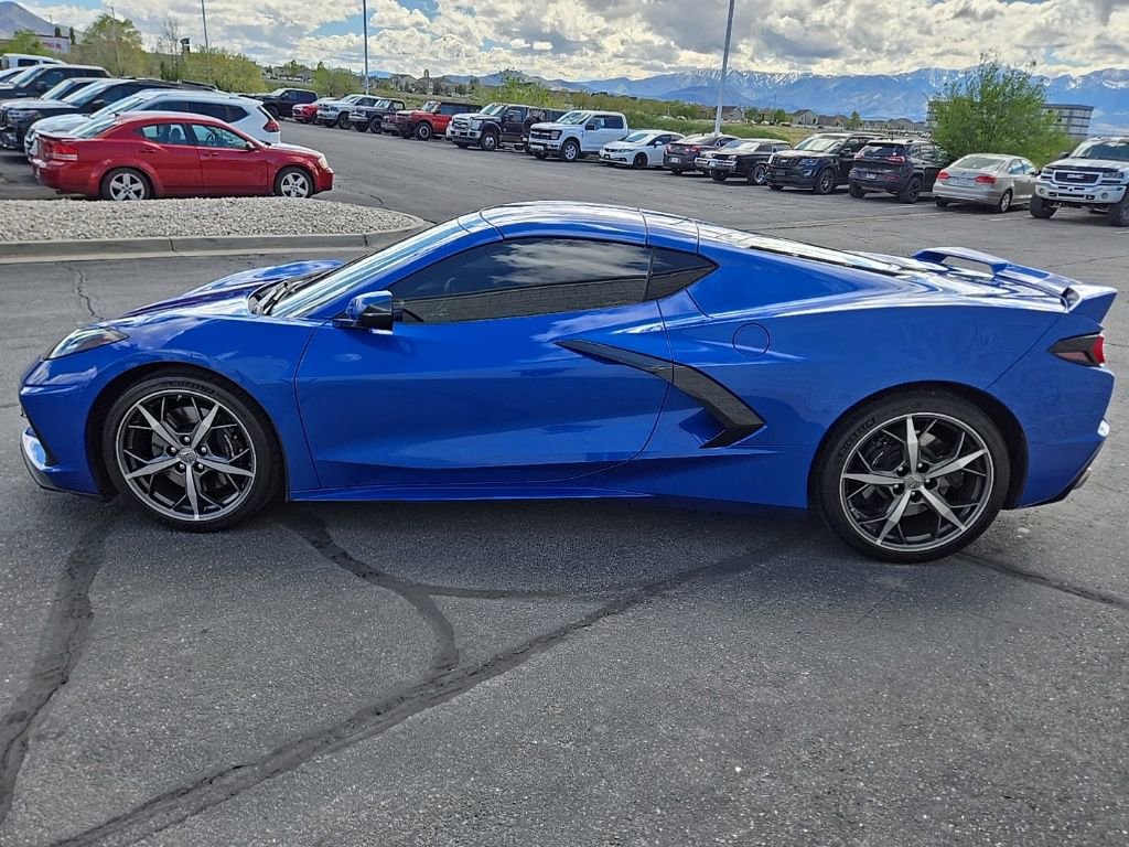 Used 2020 Chevrolet Corvette Stingray Coupe w/ Z51 Performance Package image 7