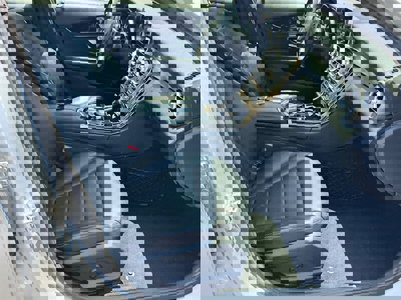 Used 2015 Mercedes-Benz C 300 Sedan w/ Premium 1 Package image 21