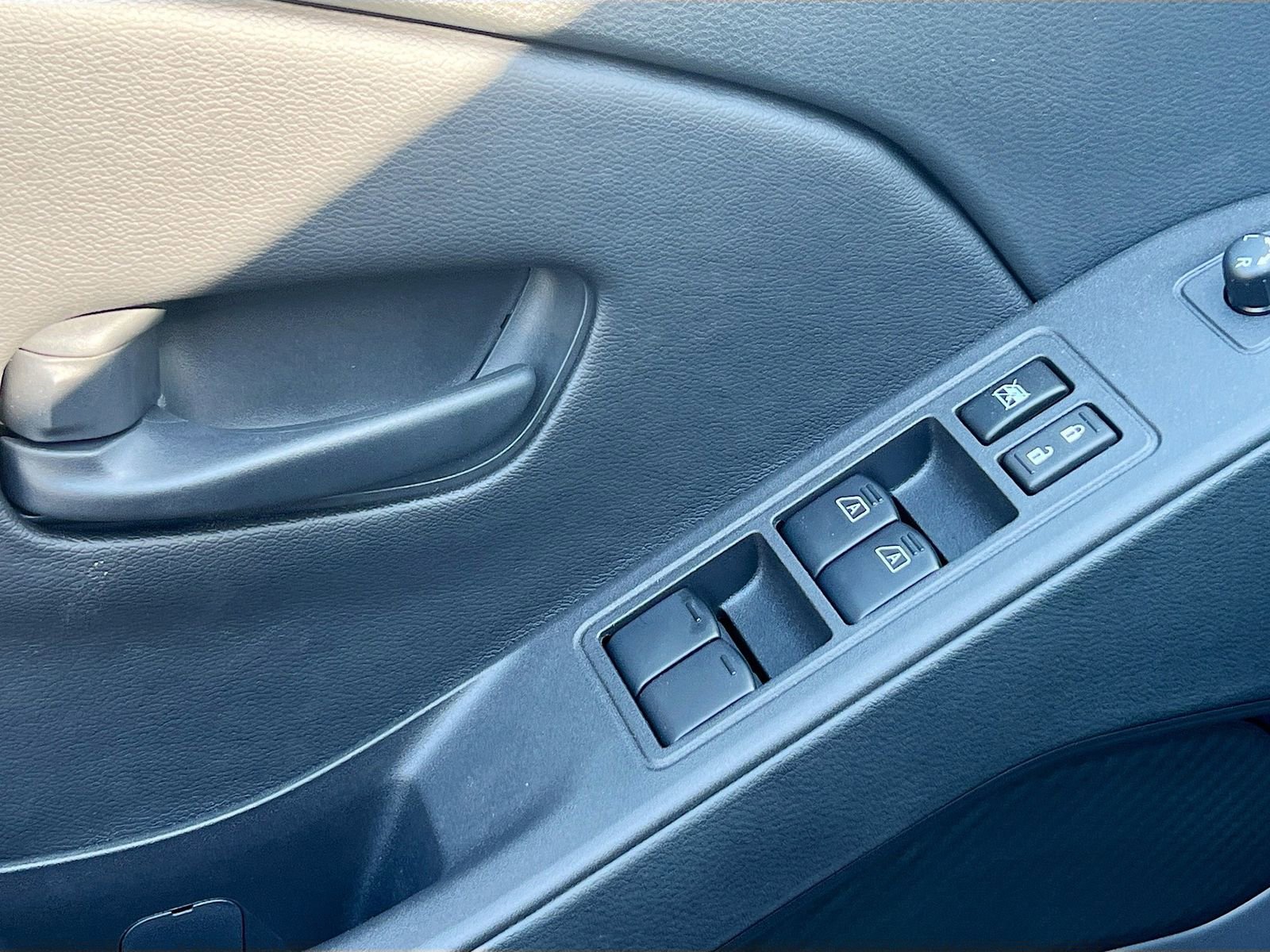 New 2026 Nissan Frontier SV image 17