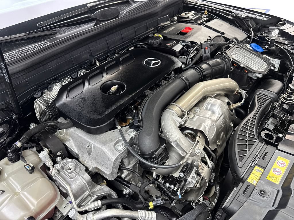 Used 2025 Mercedes-Benz GLB 250 4MATIC image 75