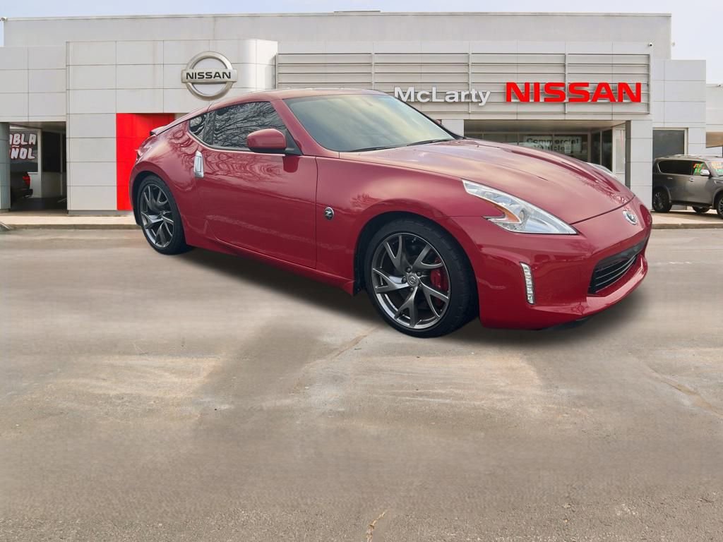 Used 2014 Nissan 370Z Touring w/ Sport Package image 2