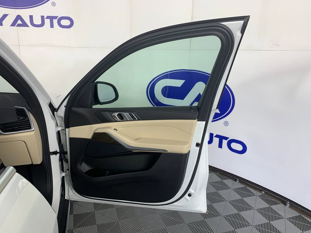 Used 2022 BMW X5 xDrive40i image 40