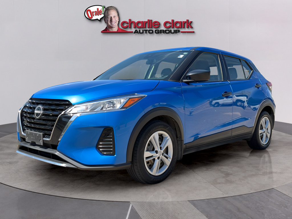 Certified 2022 Nissan Kicks S