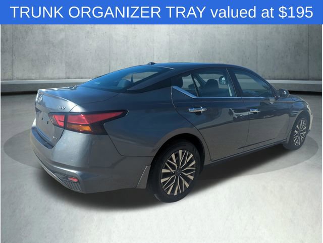 Used 2024 Nissan Altima 2.5 SV image 7