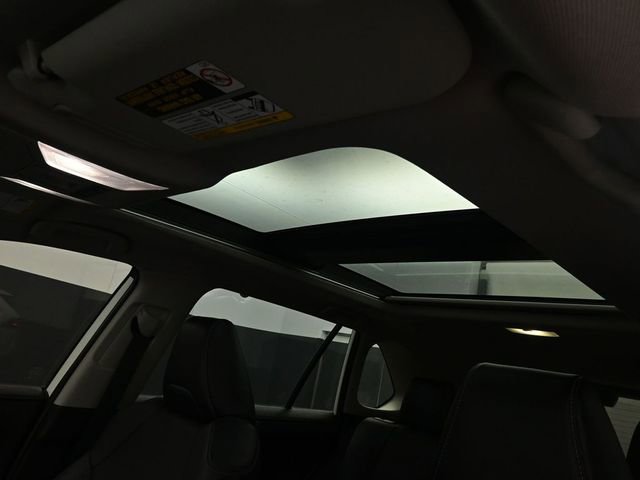 Used 2022 Toyota RAV4 Limited FWD image 28