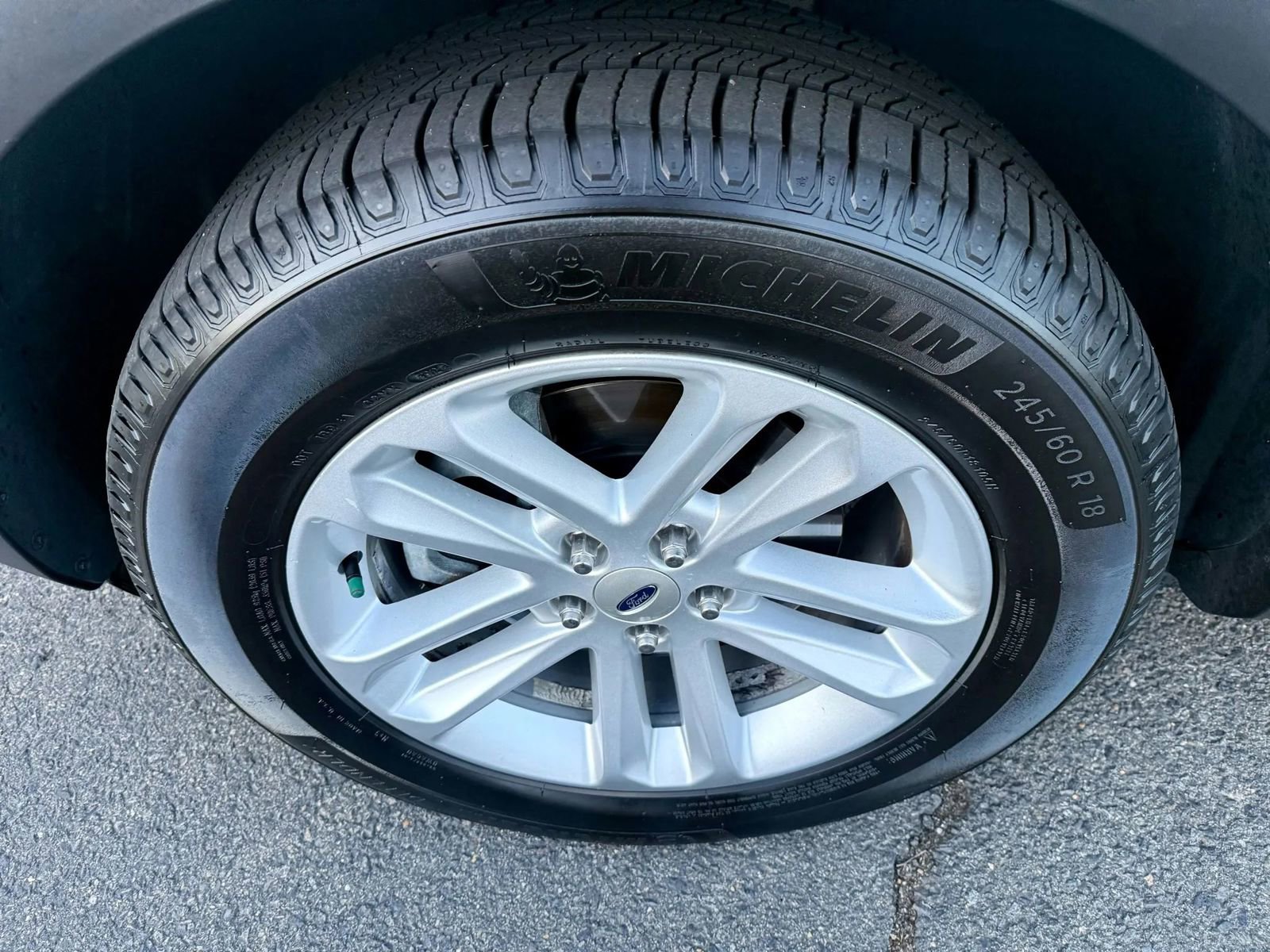 Used 2016 Ford Explorer FWD image 19