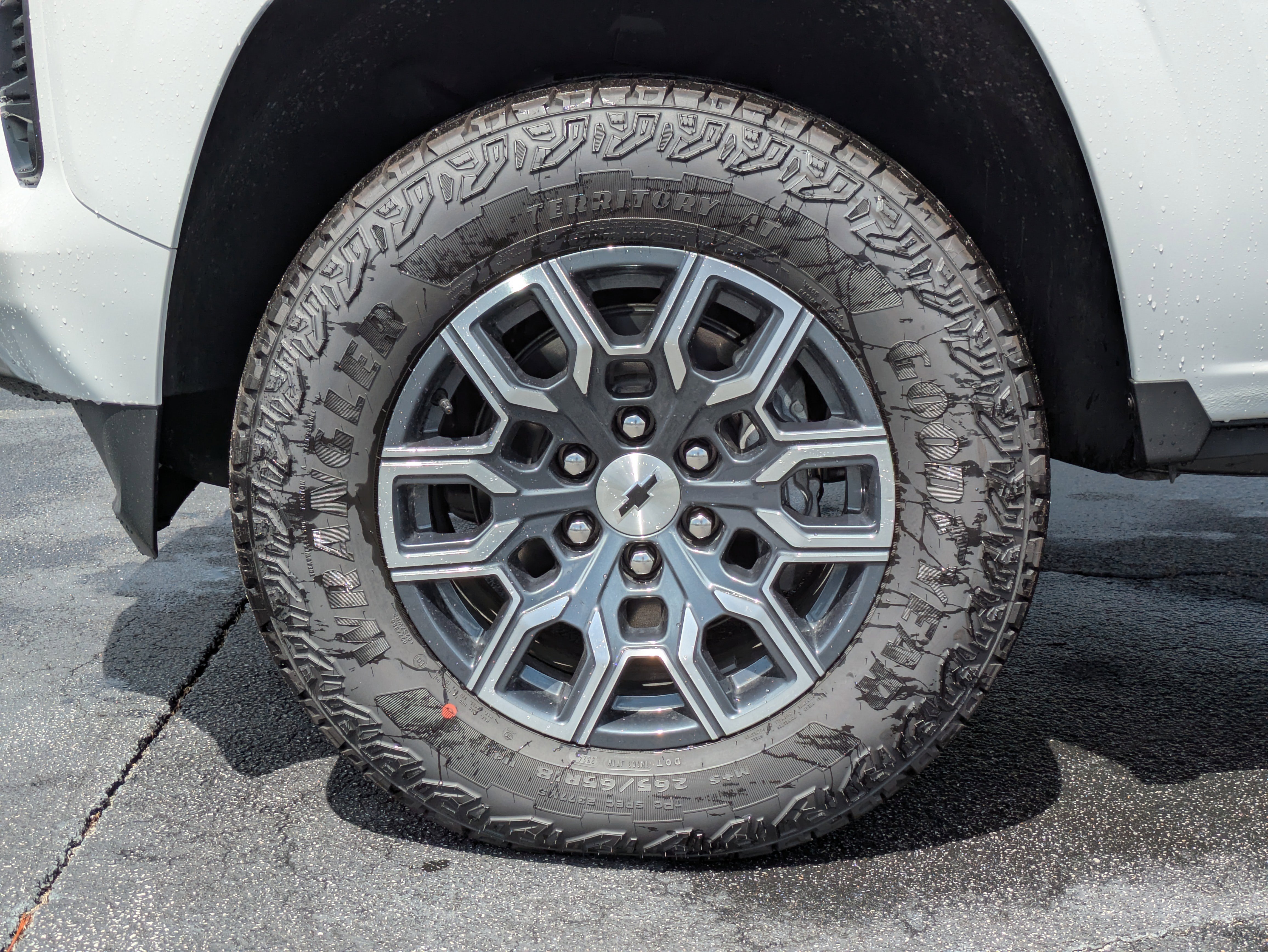 New 2024 Chevrolet Colorado Z71 w/ Z71 Convenience Package 2 image 33