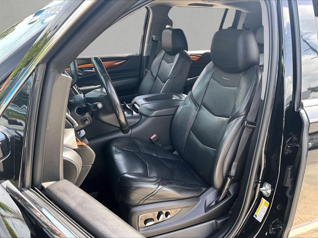 Used 2019 Cadillac Escalade ESV Premium Luxury RWD image 27