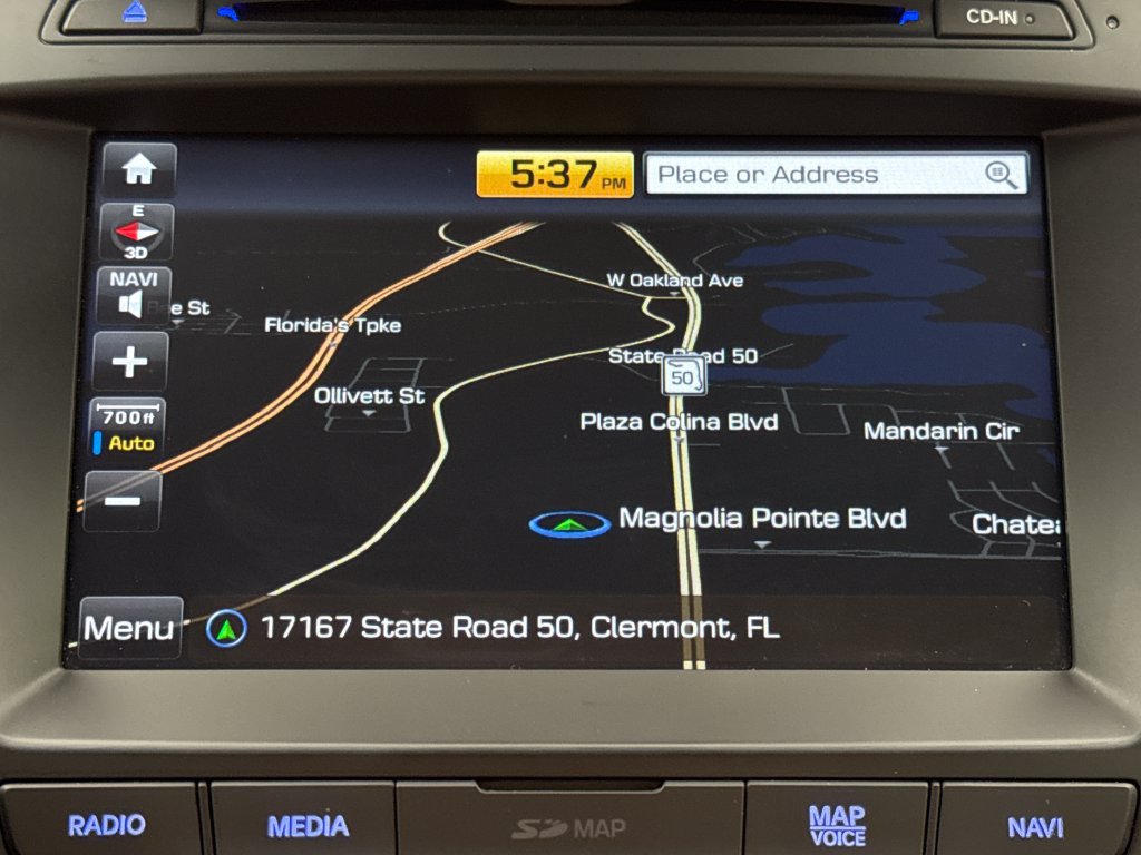 Used 2017 Hyundai Santa Fe Sport FWD image 18