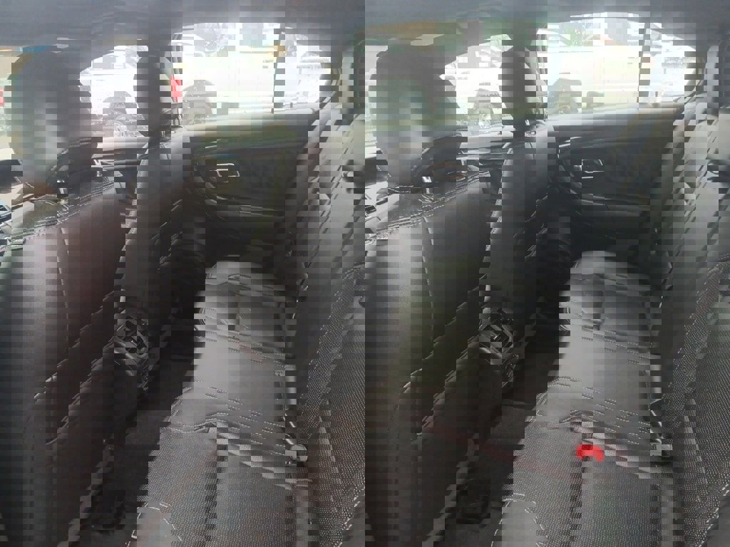 Used 2018 Ford Taurus Limited image 18