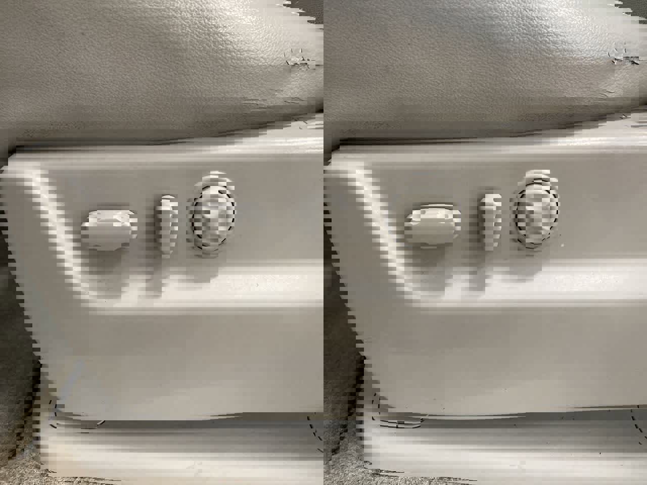 Used 2012 Chevrolet Avalanche LTZ image 15