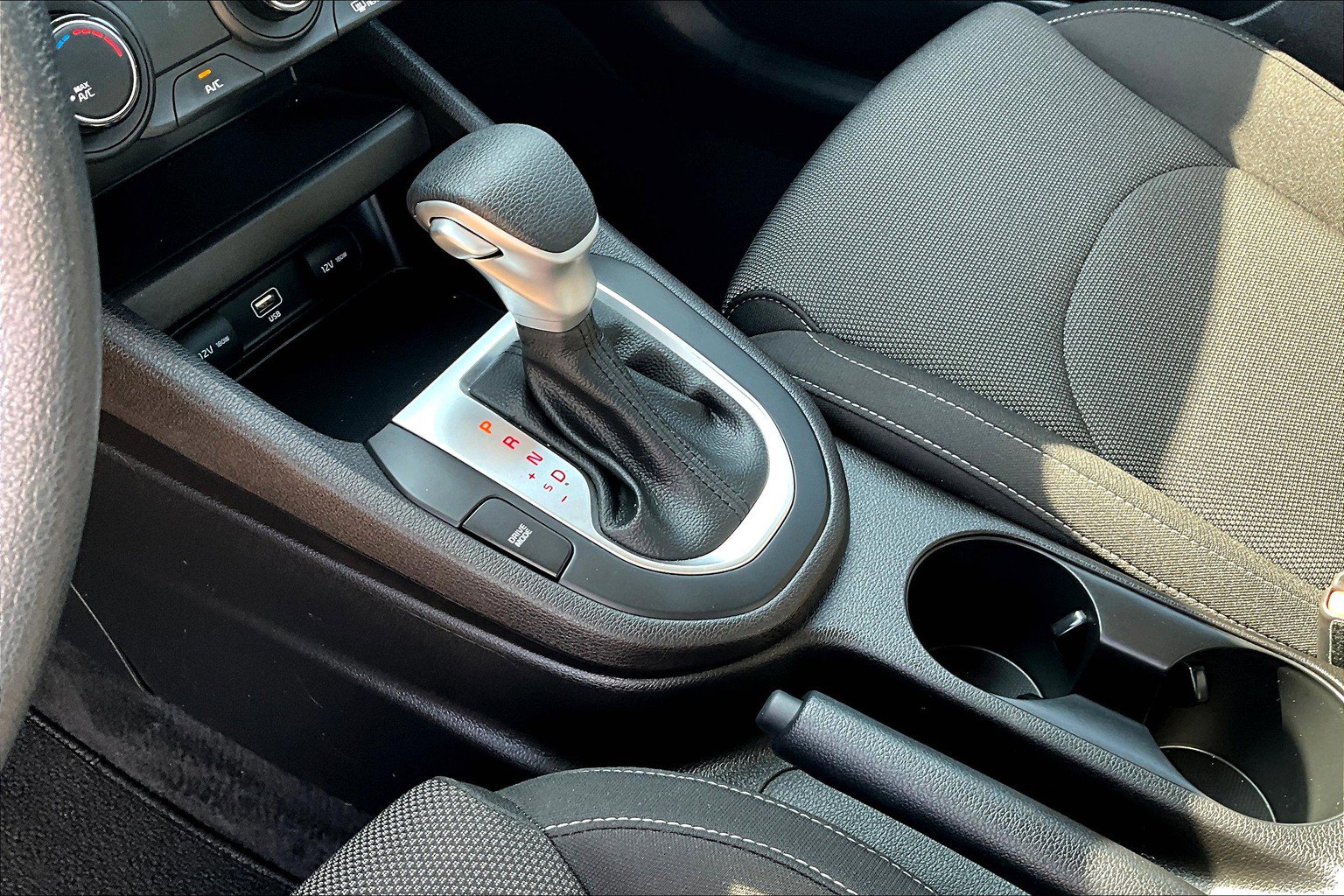 Used 2023 Kia Forte LXS image 14