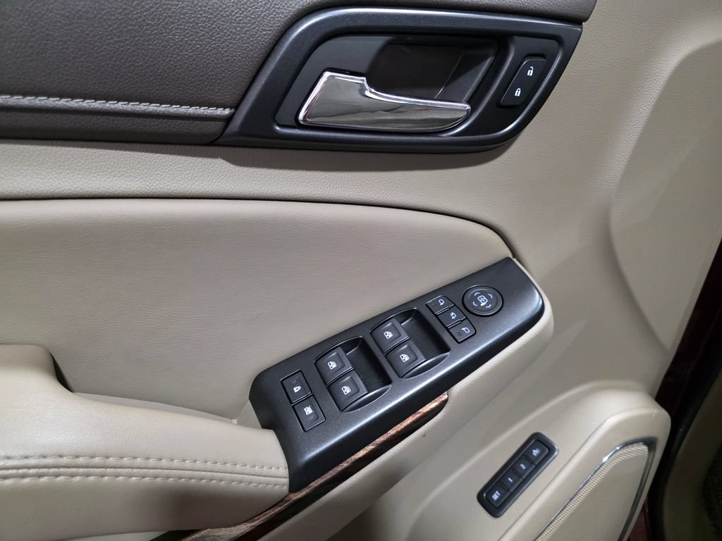Used 2018 GMC Yukon SLT w/ Premium Edition AWD/4WD image 12