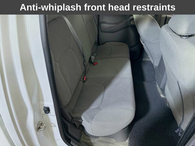 Used 2018 Nissan Frontier SV image 15