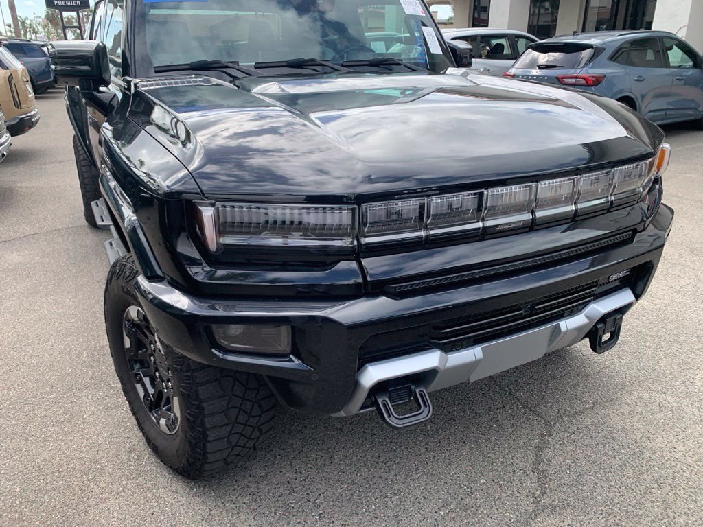 Used 2025 GMC Hummer EV 2X w/ Extreme Off-Road Package AWD/4WD image 3