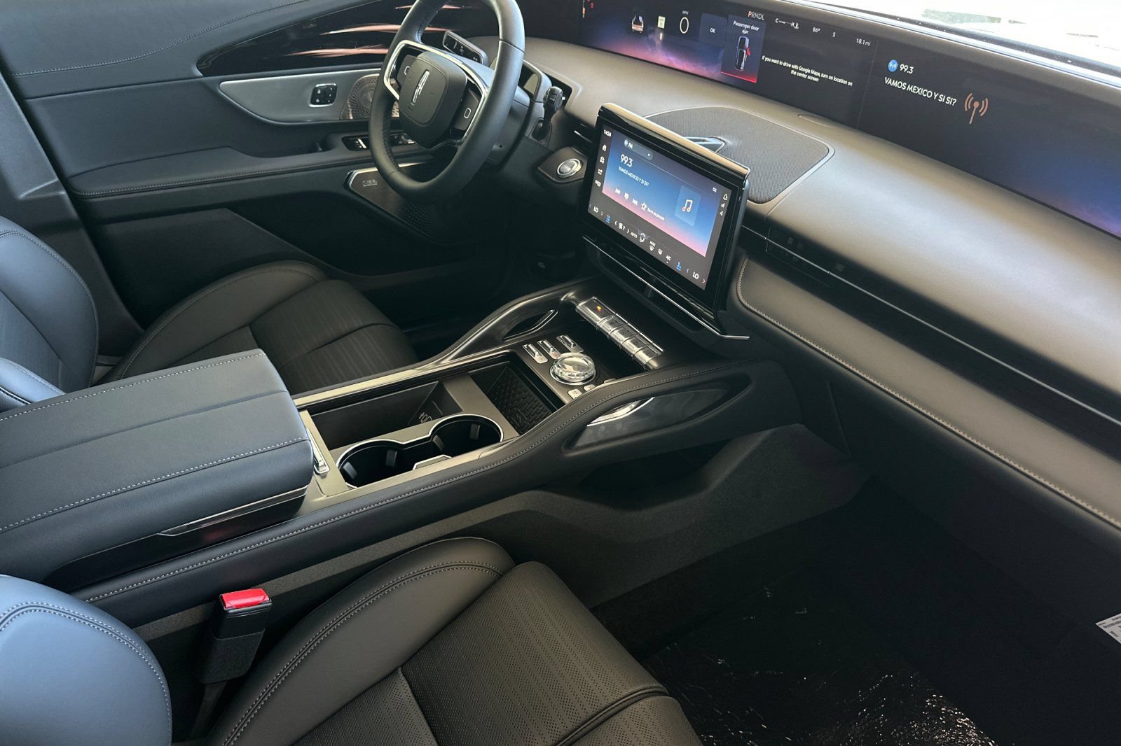 New 2026 Lincoln Nautilus Reserve AWD/4WD image 15