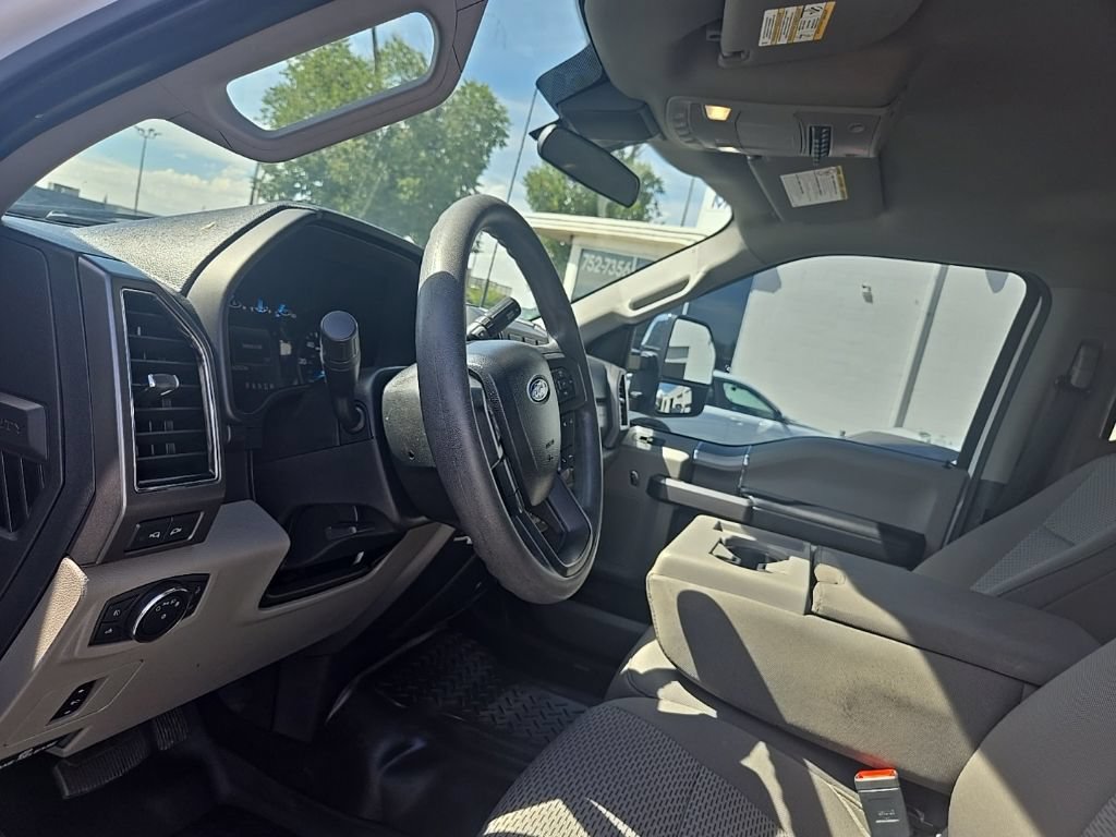 Used 2020 Ford F350 XLT w/ XLT Premium Package AWD/4WD image 12