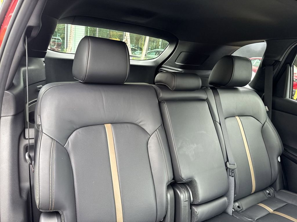 Certified 2025 MAZDA CX-70 3.3 Turbo w/ Premium Plus Pkg image 48