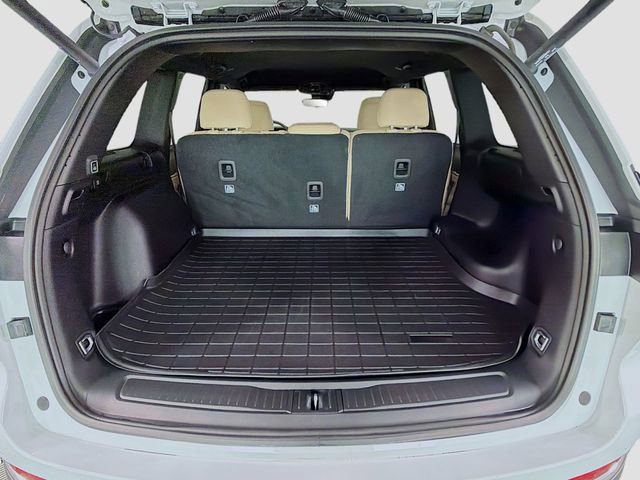 Used 2023 Jeep Grand Cherokee Limited image 27