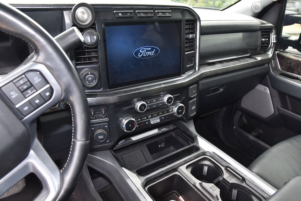 Used 2024 Ford F350 Lariat w/ Lariat Ultimate Package AWD/4WD image 9