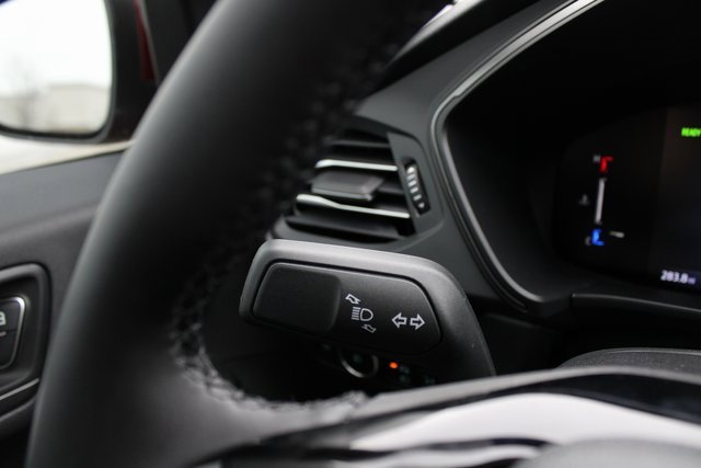 New 2026 Ford Escape SE image 13