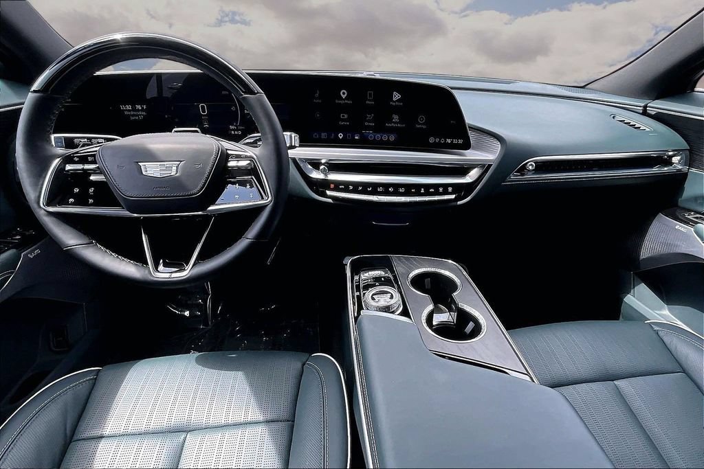 Used 2024 Cadillac Lyriq Sport w/ Nappa Leather Package AWD/4WD image 7
