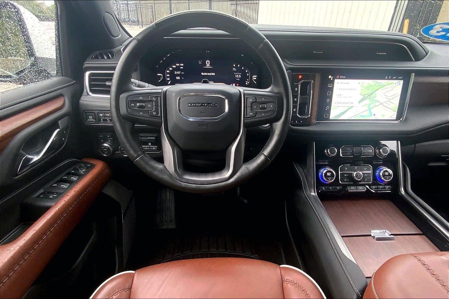 Used 2023 GMC Yukon XL Denali Ultimate AWD/4WD image 5