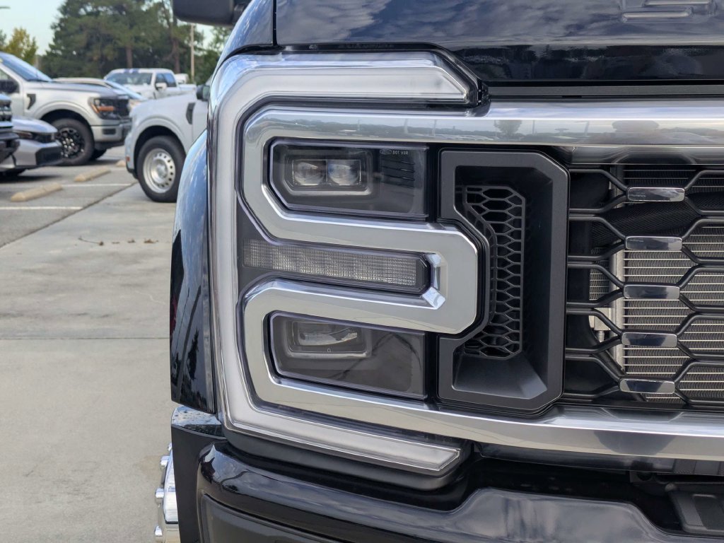 New 2027 Ford F450 Platinum AWD/4WD image 10