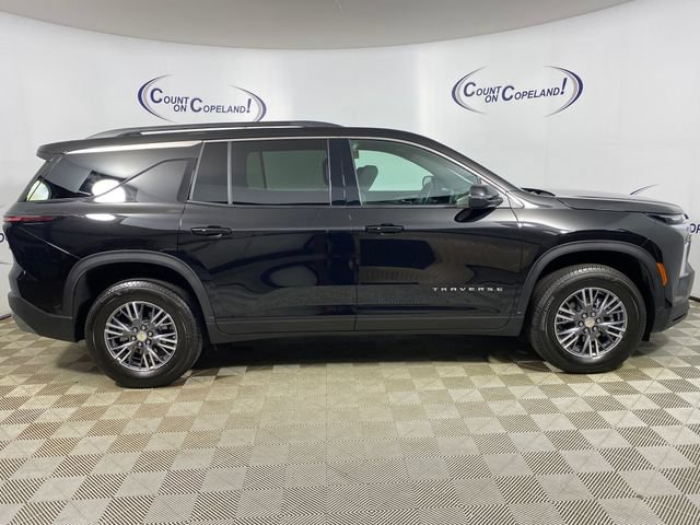 Certified 2026 Chevrolet Traverse LT FWD image 8