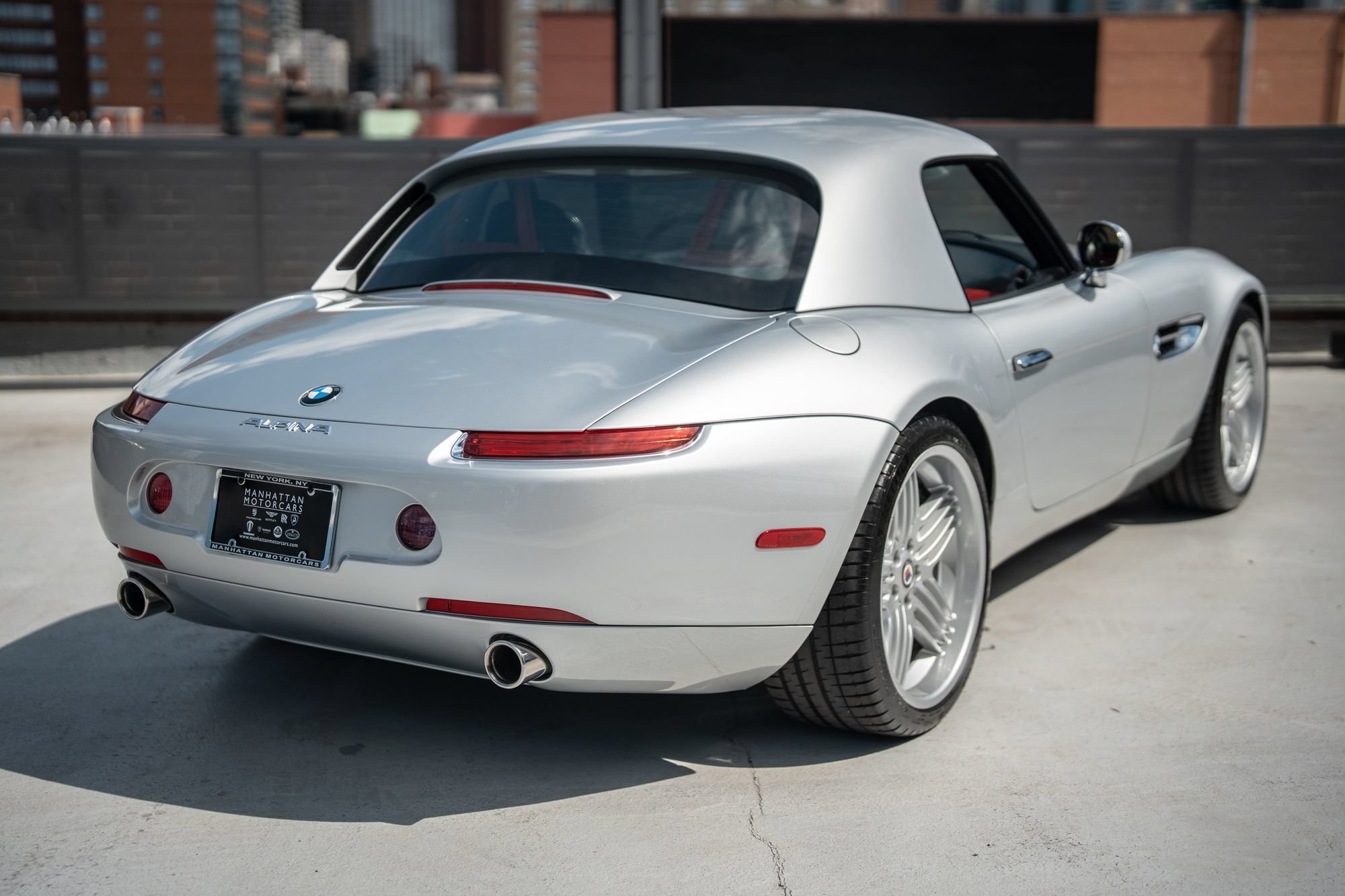 Used 2003 BMW Z8 RWD image 39