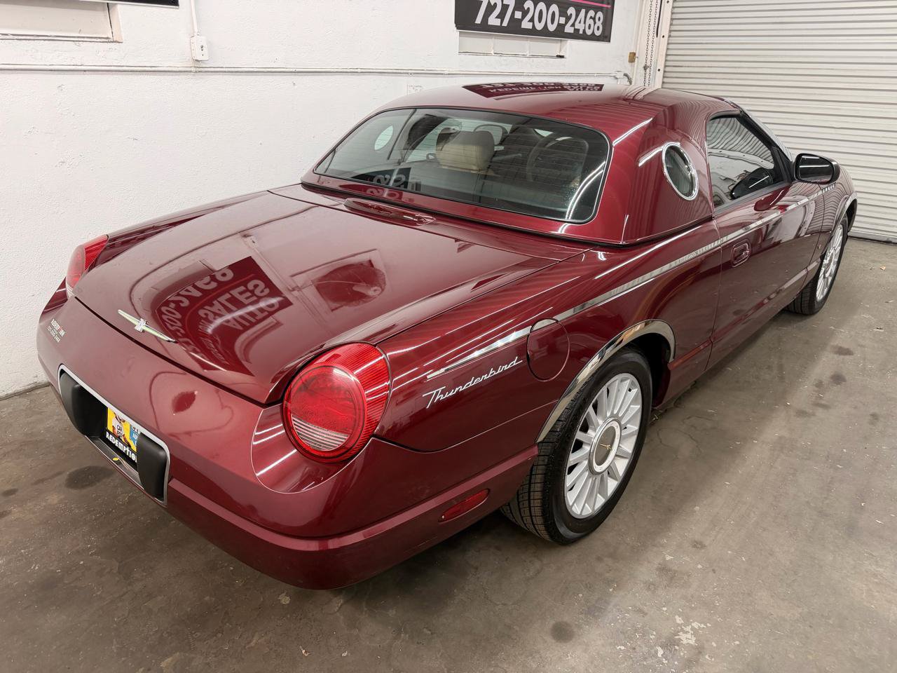 Used 2004 Ford Thunderbird RWD image 4