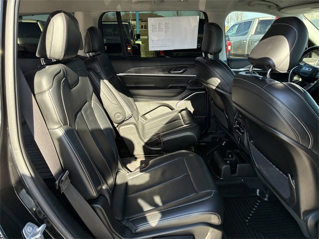 Used 2021 Jeep Grand Cherokee L Limited w/ MOPAR Finishing Package image 16