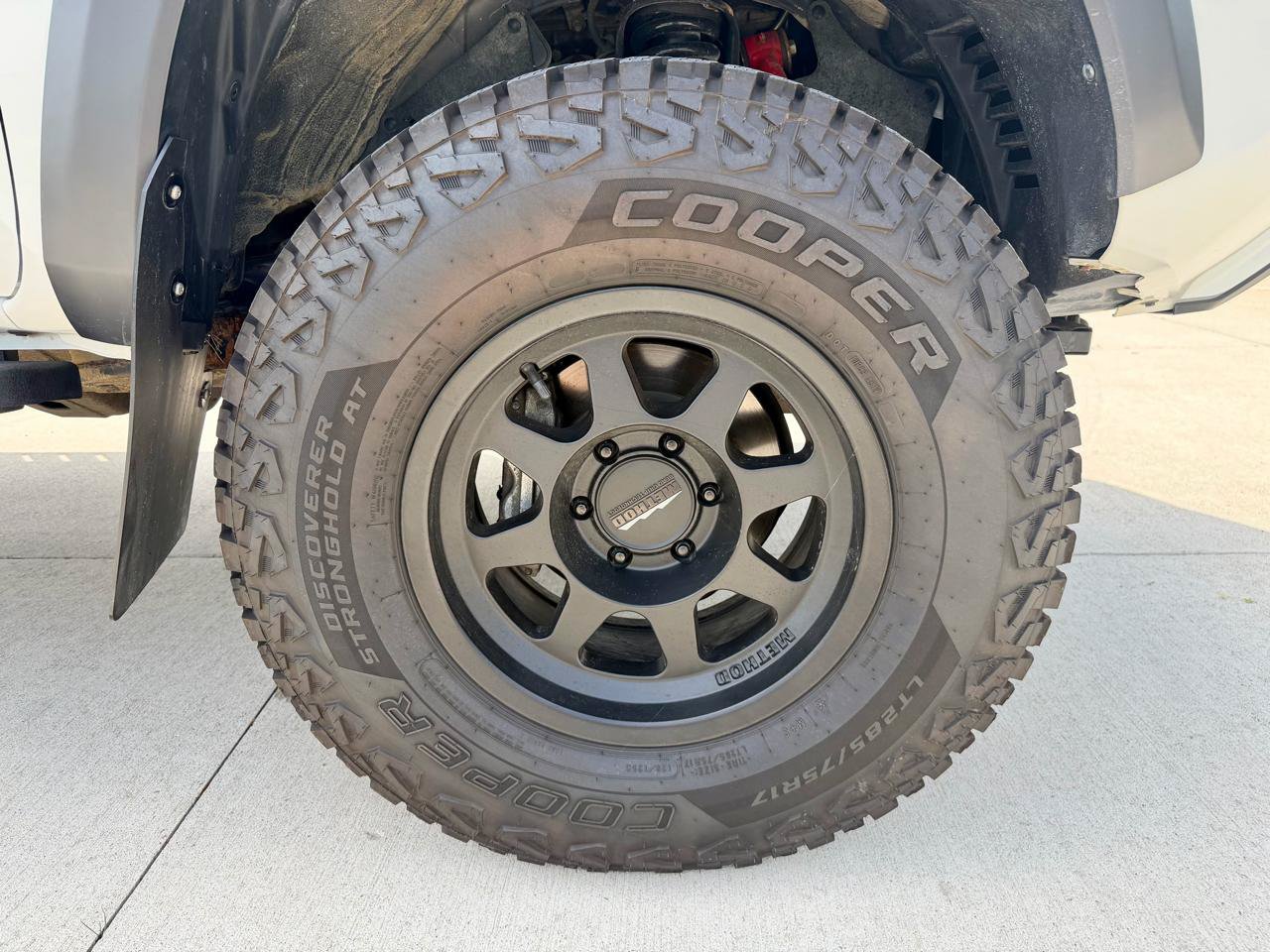 Used 2021 Toyota Tacoma TRD Off-Road w/ Technology Package AWD/4WD image 40