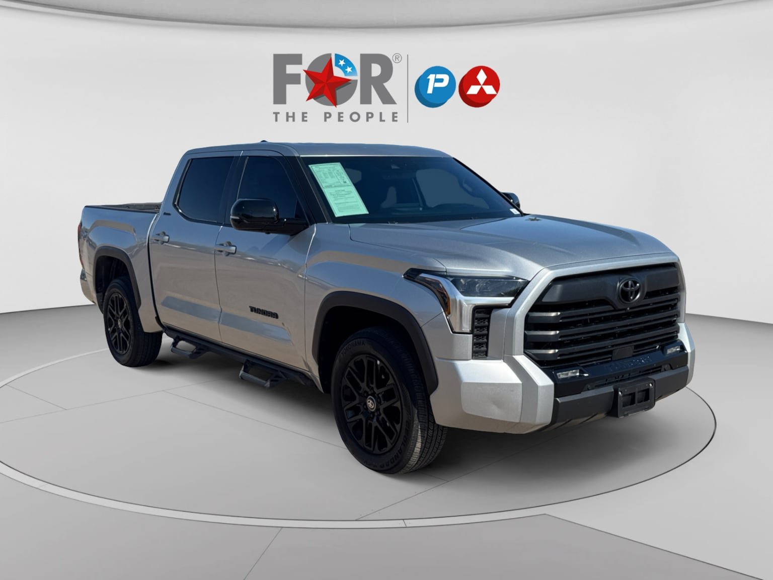 Used 2025 Toyota Tundra Limited AWD/4WD image 7